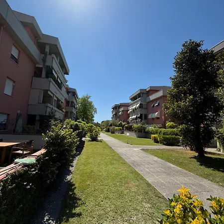 Apartment Effealatapartments - L'oasi Del Forte dei Marmi